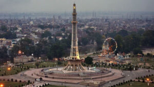 lahore-cheild-frendly