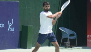 tanis-player-shoaib